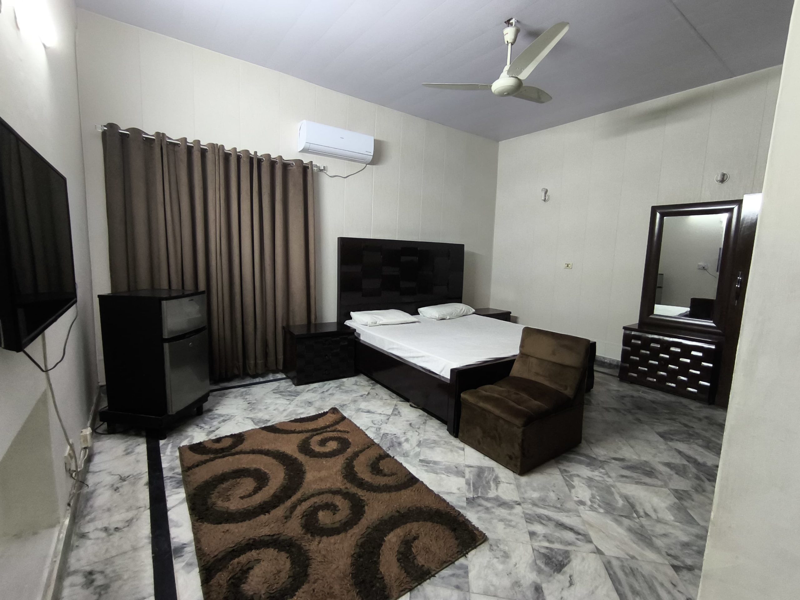 WhatsApp Image 2025-03-18 at 1.21.17 PM